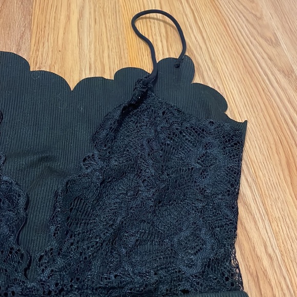 Bundle of Two Bodysuits: Makers Of Dreams and SHEIN - Picture 11 of 11